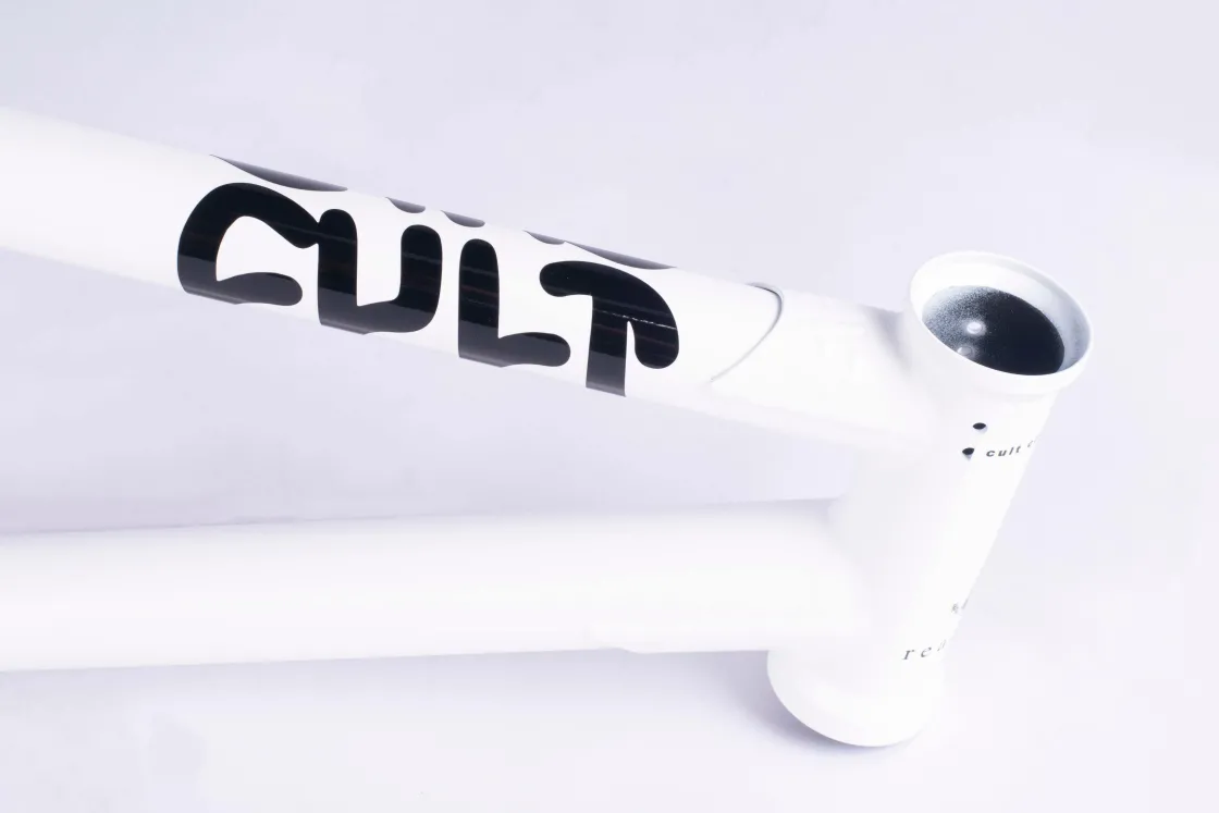 Biggie Frame / devon smillie signature / white<CULT CREW Clearance