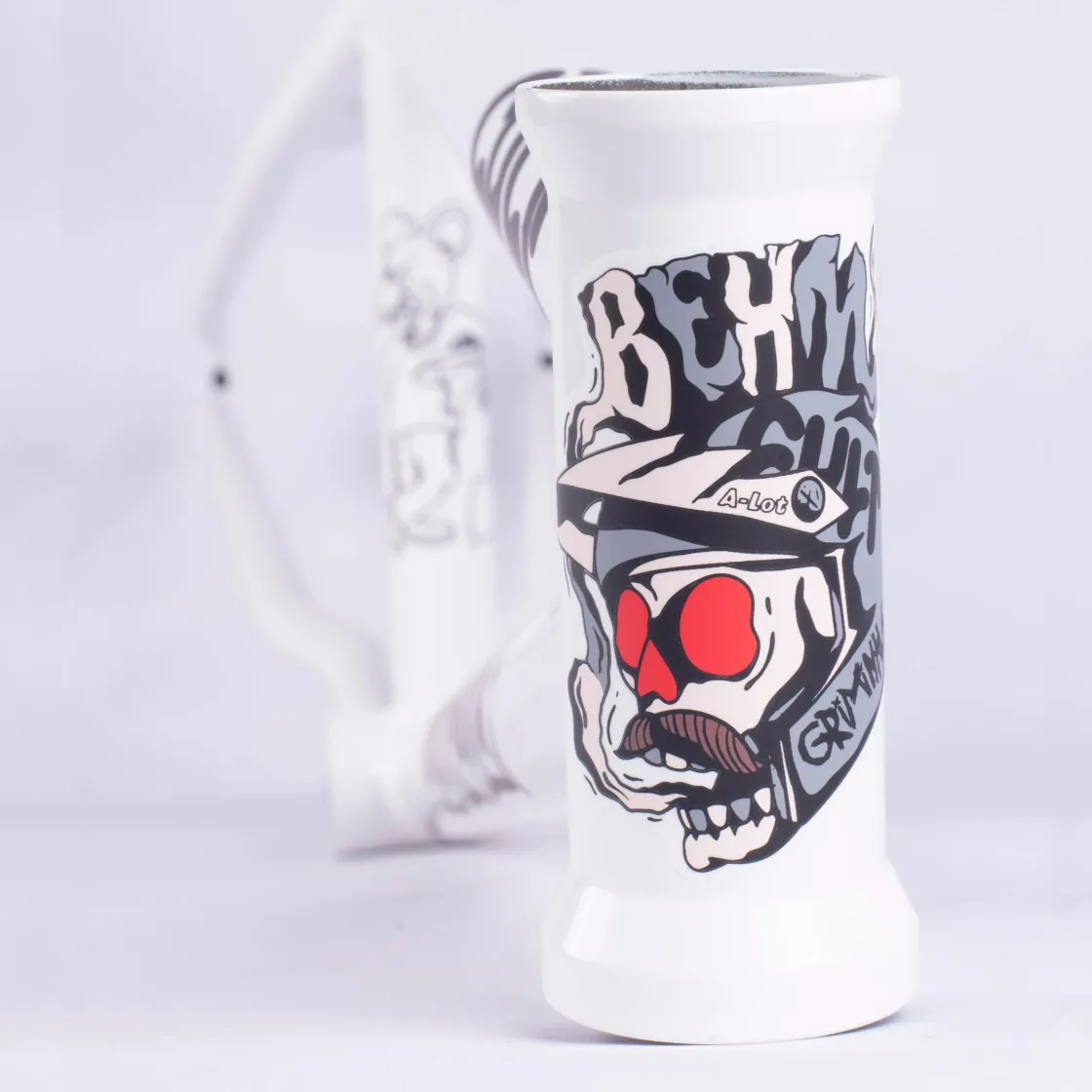 24" Race Frame / white<CULT CREW Discount